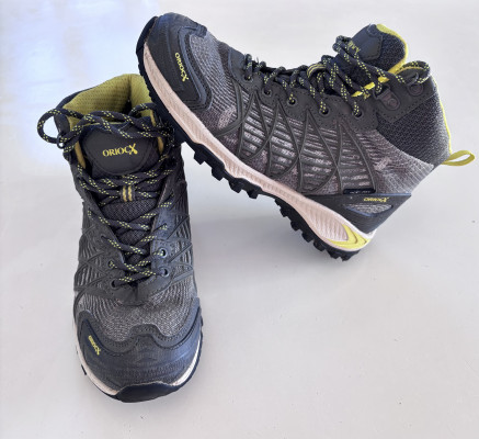 Botas de monte talla 37