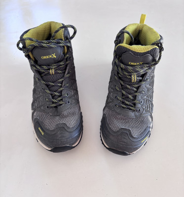 Botas de monte talla 37