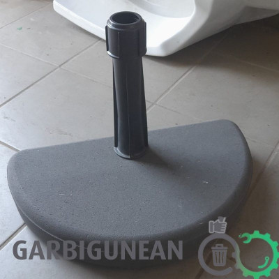 Eguzkitako euskarria / Pie de sombrilla