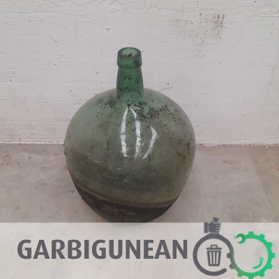 Garrafa de vidrio II