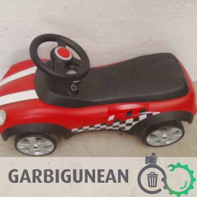 Coche de juguete