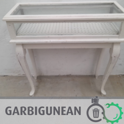 MESA AUXILIAR