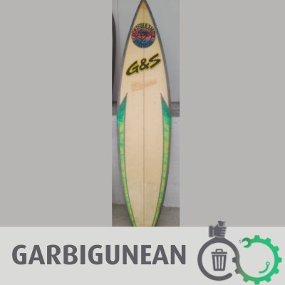 SURF TAULA BERE ZORROAREKIN