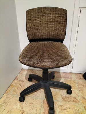 BULEGORAKO AULKI ERGONOMIKOA 1